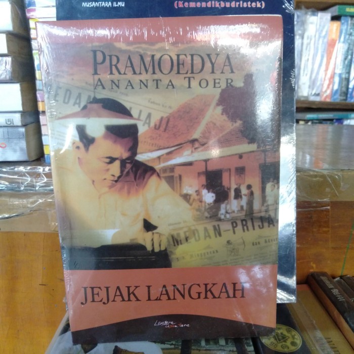 Buku Jejak Langkah