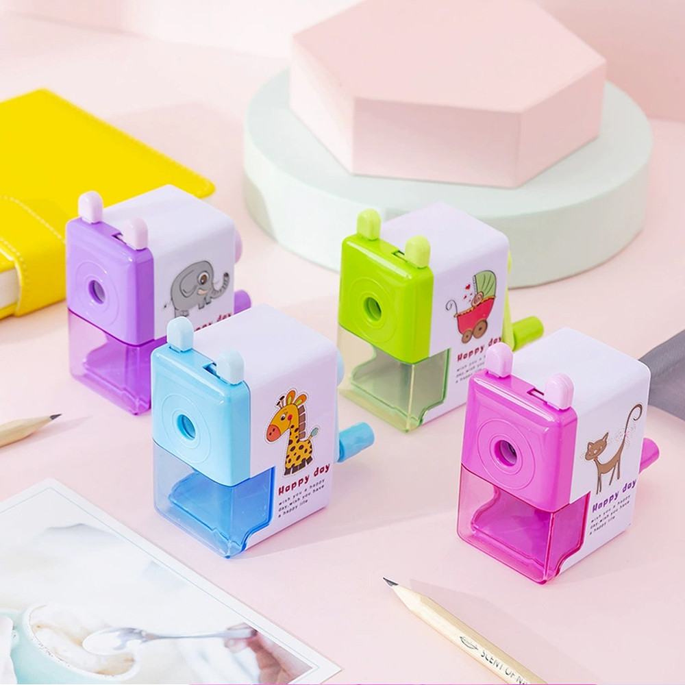 

Hand-Crank Pencil Sharpener Cute Cartoon Creative Manual Sharpener for Kids School Supplies Safe Easy-Grip Design Random shipmen