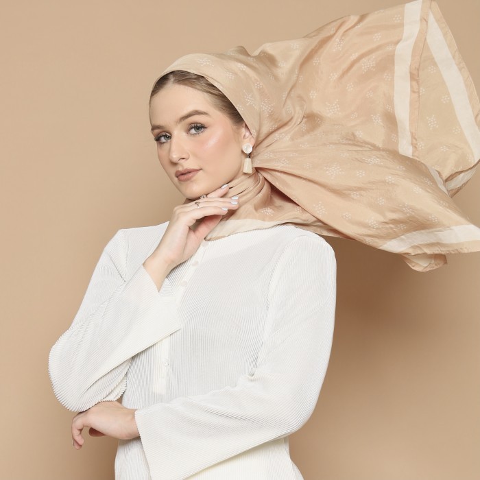 Khanaan - Scarf Monogram - Ivory