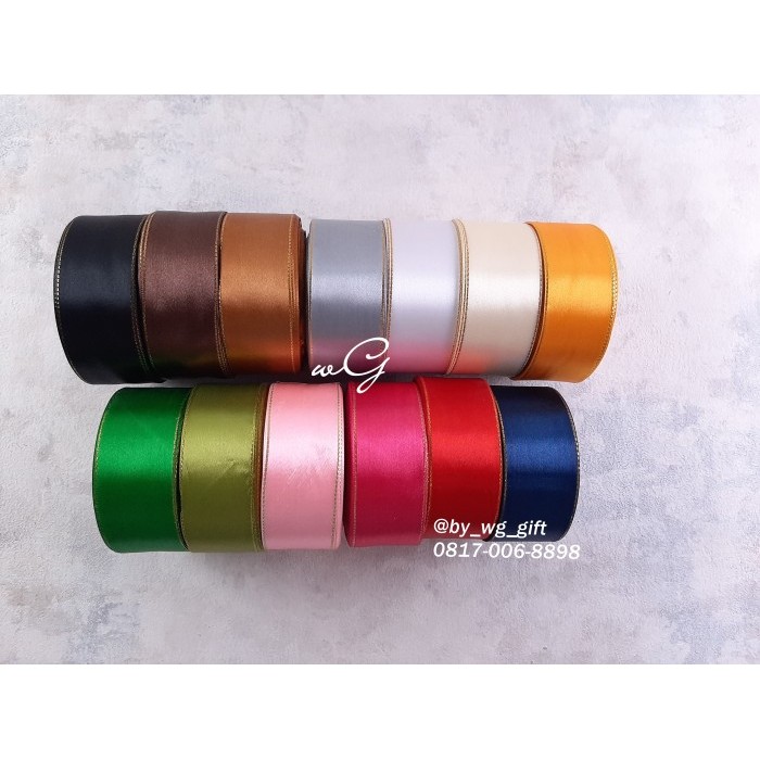 

Pita Satin Mix Colours List Emas; Lebar 3.8 cm; Panjang 25 yard