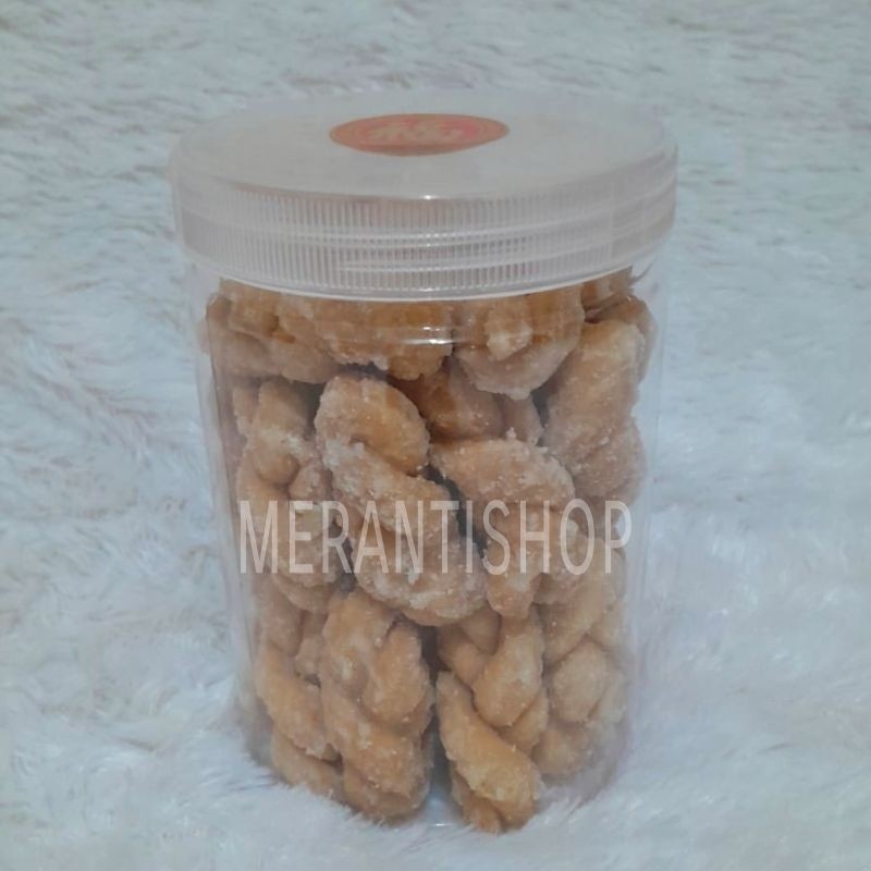 

Kue Kering Suako Toples khas Selat Panjang / Kue Pilin / Kue Tambang / Kue Tali Veget / Soa Kok / Hampers Imlek