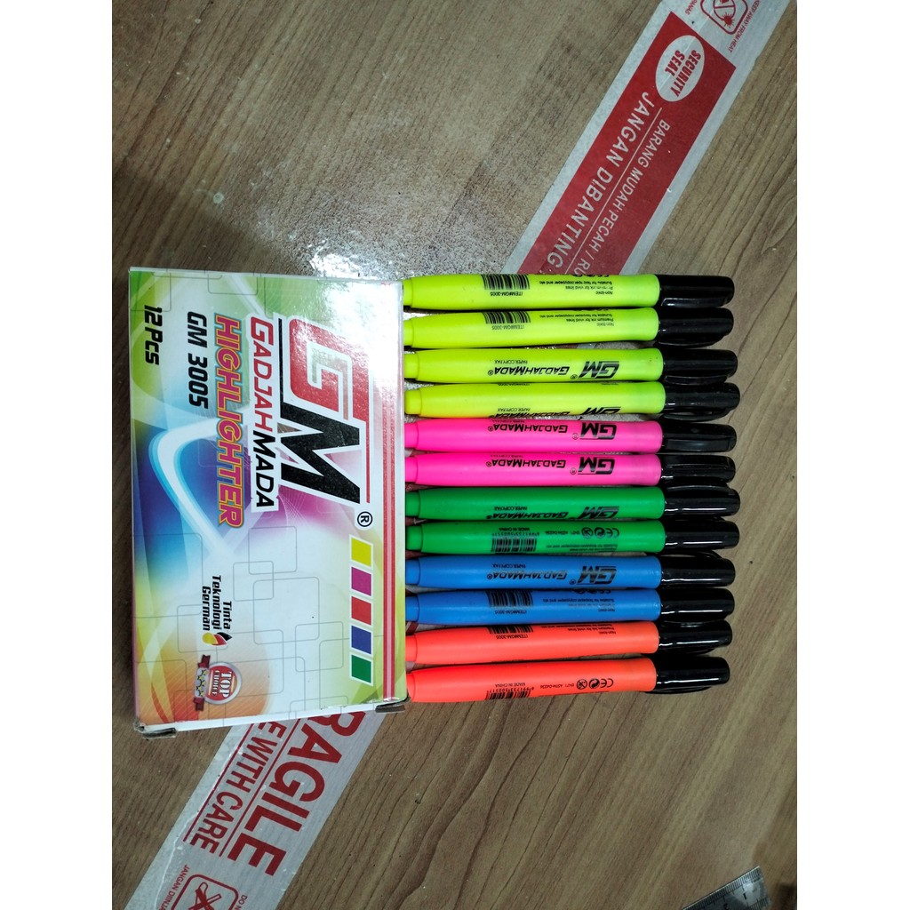 

stabilo highlighter GADJAHMADA GM-3005 1 pak isi 12/4 warna warna cerah