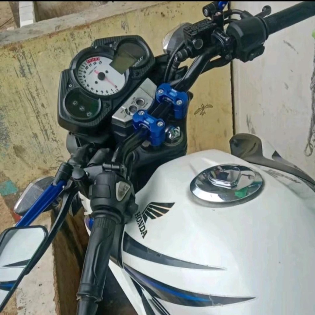 STANG RZR DAN RAISER CB 150 R OLD Motorcycle