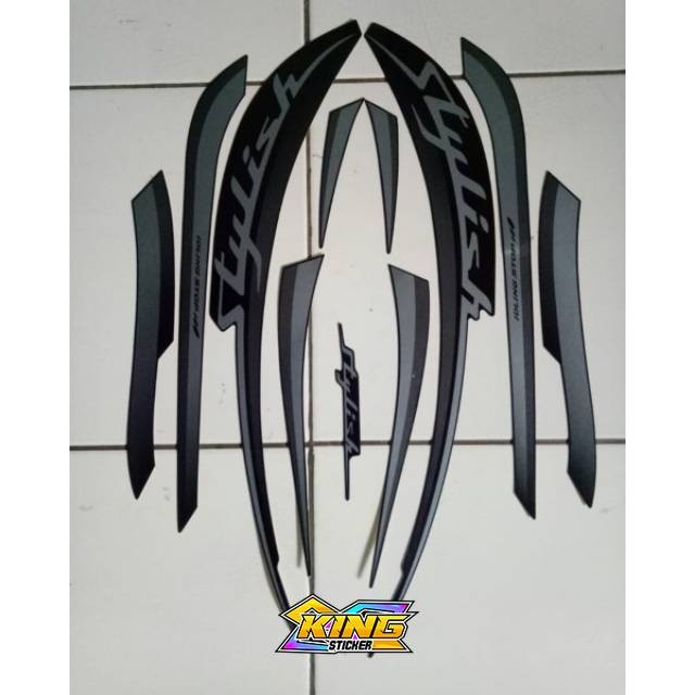 STRIPING SCOOPY STYLISH 2019 HITAM