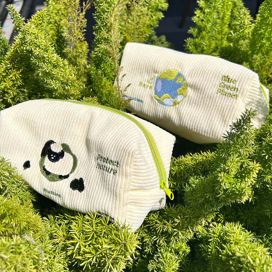 

1pcs Aesthetic Pencil Case Corduroy Pencil Pouch Aesthetic Stationary Cute Flower Pencil Case