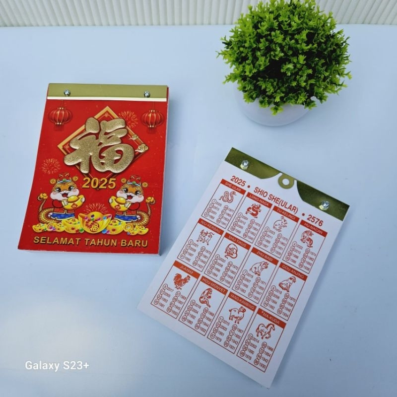 

PGM✅ KALENDER HARIAN SOBEK 2025 PNC BERUKURAN SEDANG MEDIUM Shio Ular