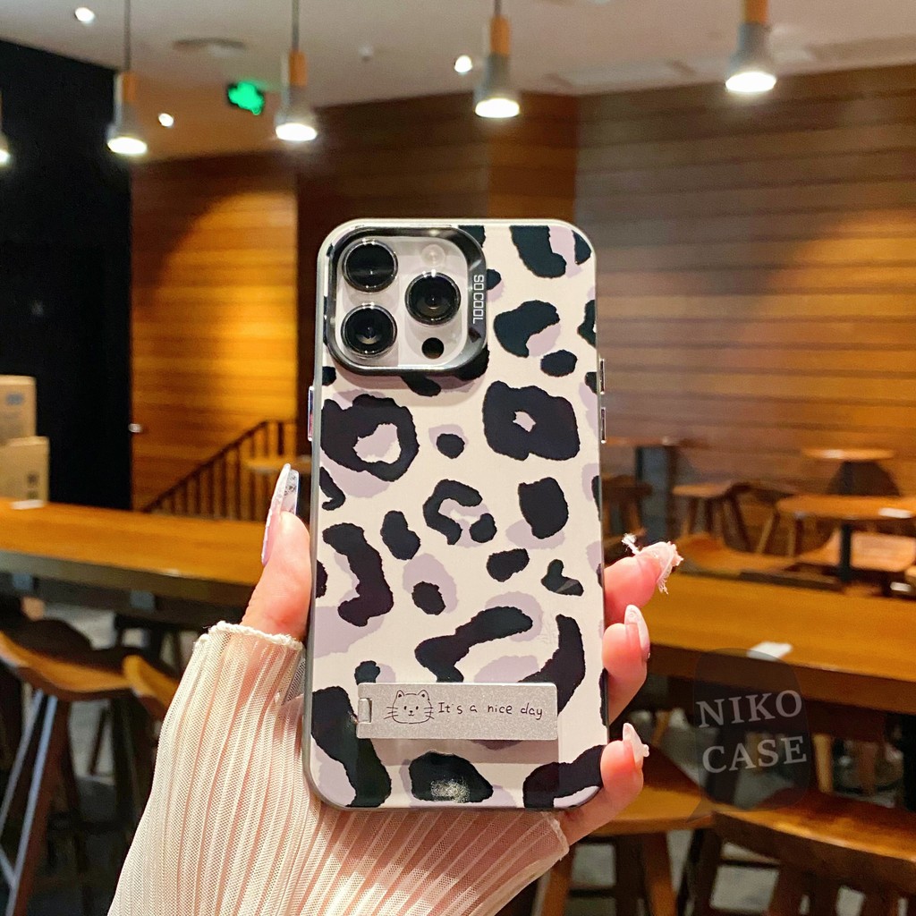 Silver White Case iPhone 13 Soft Case Cetakan macan tutul hitam gaya seni Cover Full Protection for 