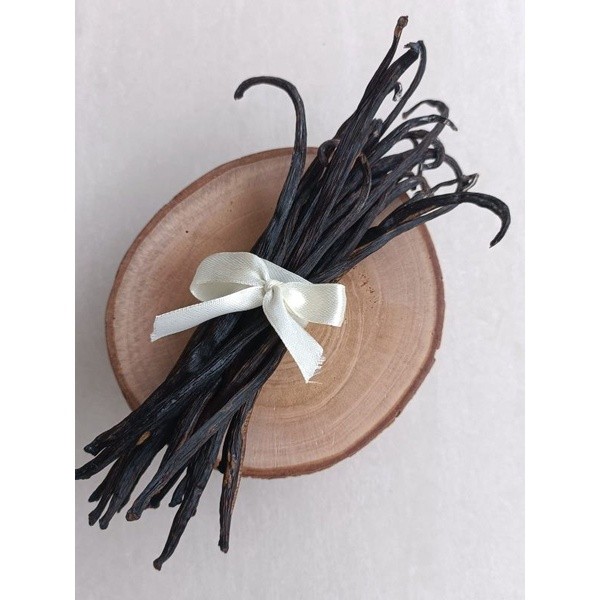 

Vanila Vanilla Vanili Bean Grade A Kwalitas Ekspor Jamin Mantab ukuran 15cm up (5 Pcs)