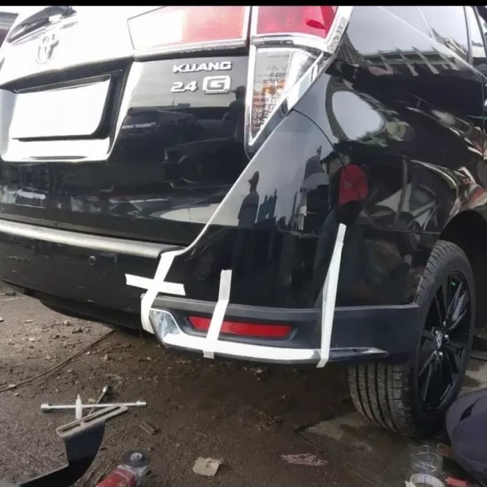 bodykit toyota innova venturer