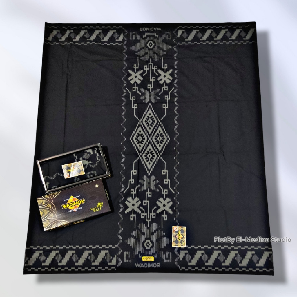 Sarung Wadimor Motif Kembang Putih Special Premium WHS