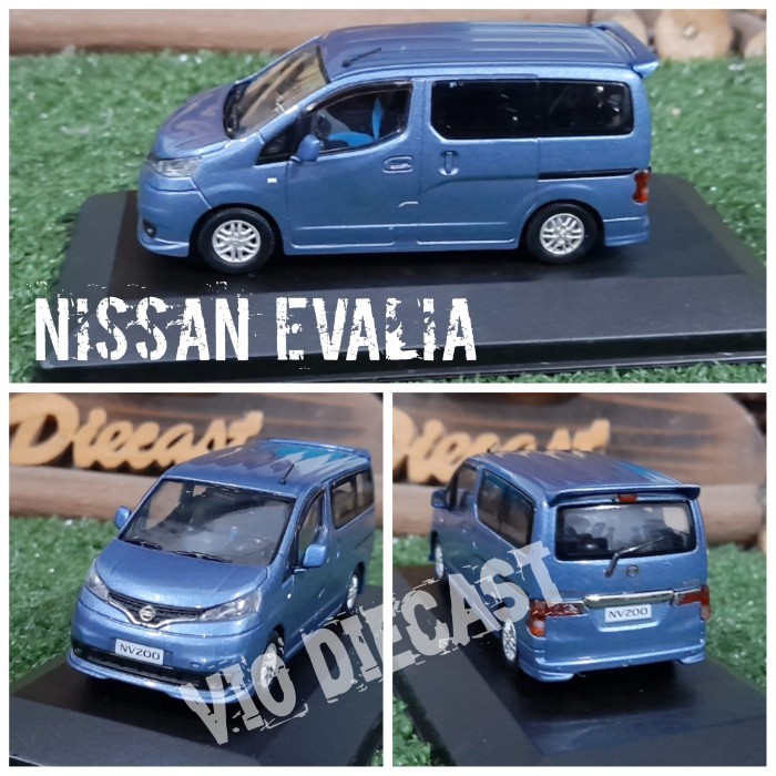 Diecast Nissan Evalia biru mainan anak skala 43