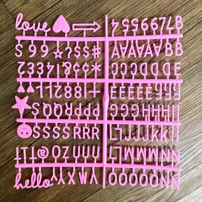 

Aksesories Terlaris~ Scoop Papan Huruf / Letter Board Gold 32x23cm 62100501 - Add Huruf Pink