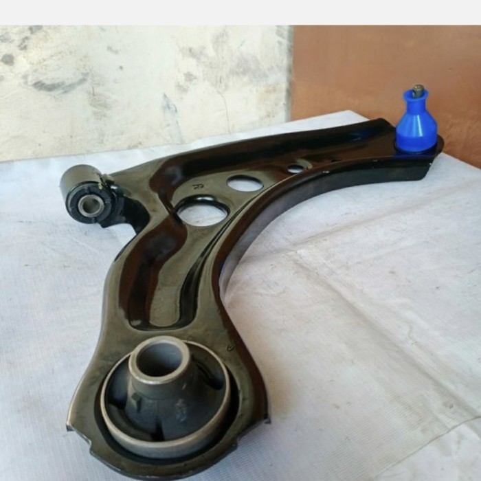 PART Original lower armall new vios Gen3/all new Yaris Gen3 2013-on RH/LH