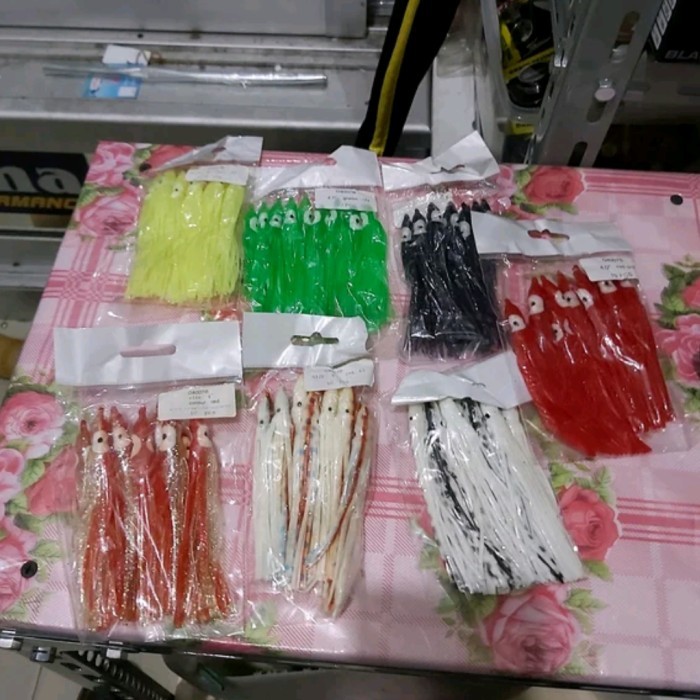 umpan pancing octopus cumi karet isi 10 umpan octopus skirt