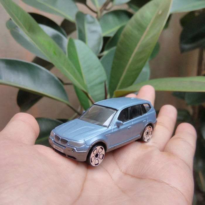 Realtoy BMW X3 Loose Miniatur Mainan Diecast