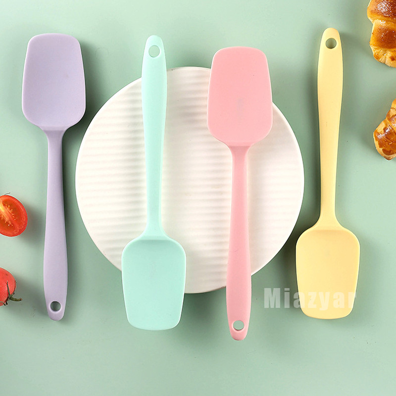 

SPATULA SEKOP SILICONE / SPATULA SENDOK SILIKON PENGADUK ADONAN / SPATULA ADUK ADONAN & MASAKAN Mia