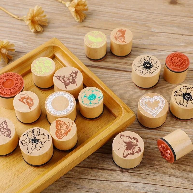

Creative Wooden Cylindrical Stamp Set Wooden Stamp Butterfly Diary Album DIY Handbook Stamp 3 Options Wooden Assorted Stamp