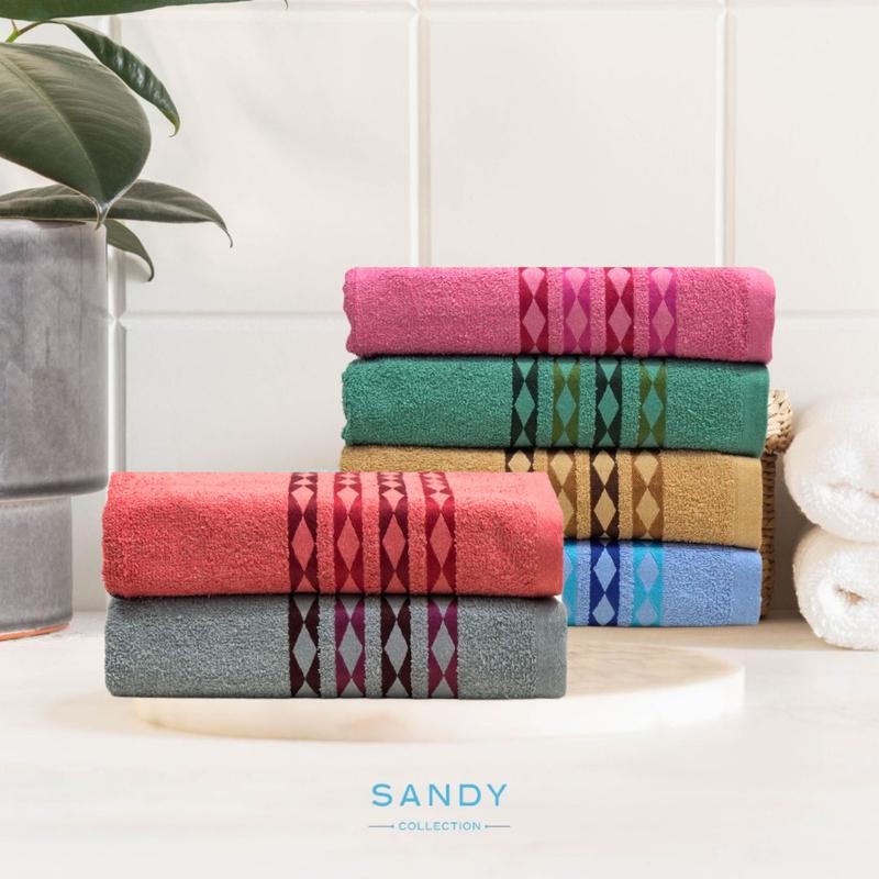 

Handuk Mandi Katun Felicity Ukuran 70x140- Sandy Collection