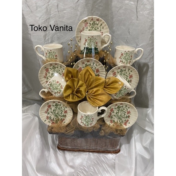 

Hampers Lebaran Teaset Bunga (I-L) - Hampers Lebaran Idul Fitri Parcel Natal Bingkisan Tahun Baru Premium