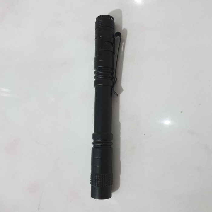 Senter Mini LED Bentuk Pulpen Lampu Senter Pen Emergency Baterai 2XAAA