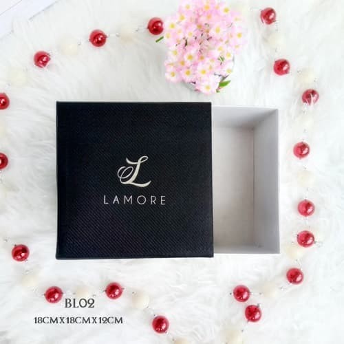 

Kotak Bungkus Kado Eksklusif l Lamore Gift Box Hadiah Parcel BL02