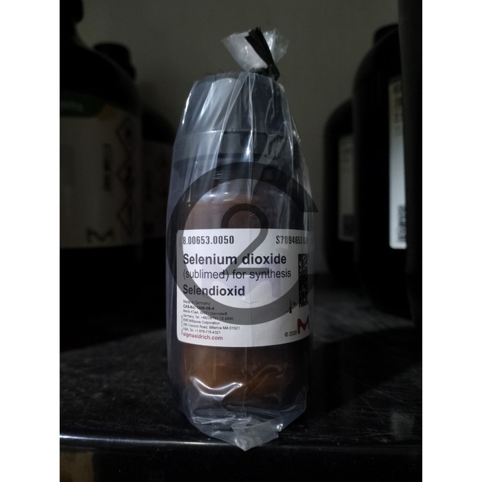 Selenium Dioxide / Selenium Dioksida / SeO2 50 gram Merck 800653