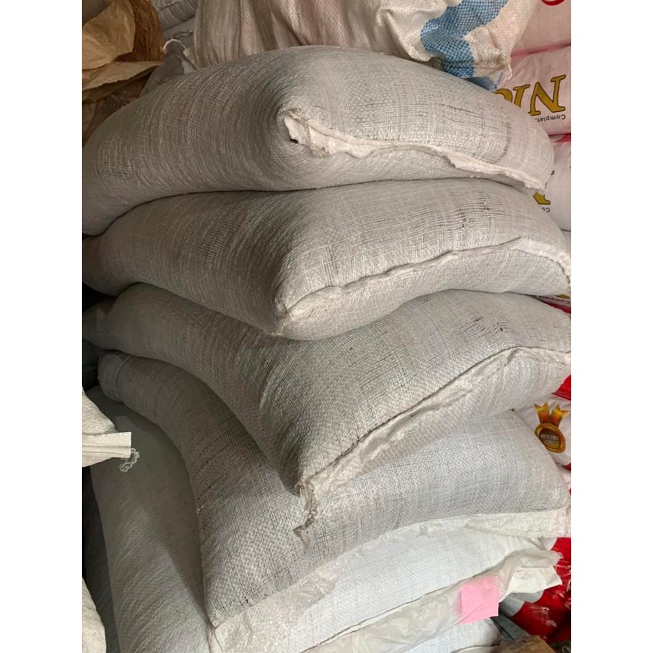 

KWACI HITAM KARUNGAN - 12,5 kg
