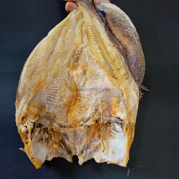 

Jambal Roti Pangandaran Blikar 1kg ISI 3-6 pcs Khas ada tulang