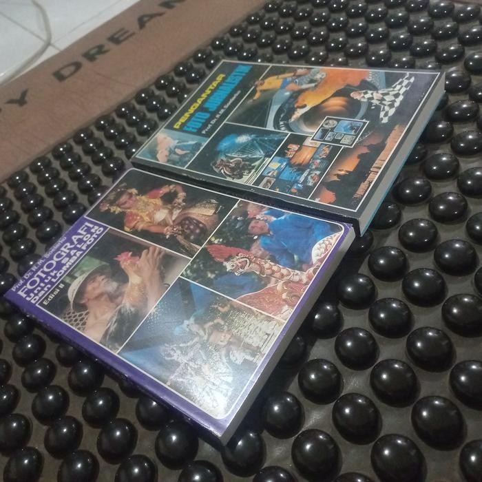 buku pengantar foto jurnalistik dan fotografi 2 buku