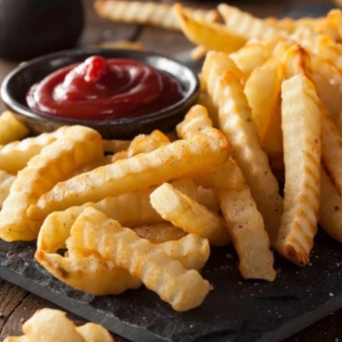 

LL French Fries Kentang Goreng Beku Crinkle Cut 2.5kg