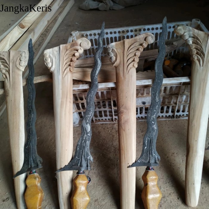 keris sengkelat sabuk intan warangka sandang walikat kontemporer antik