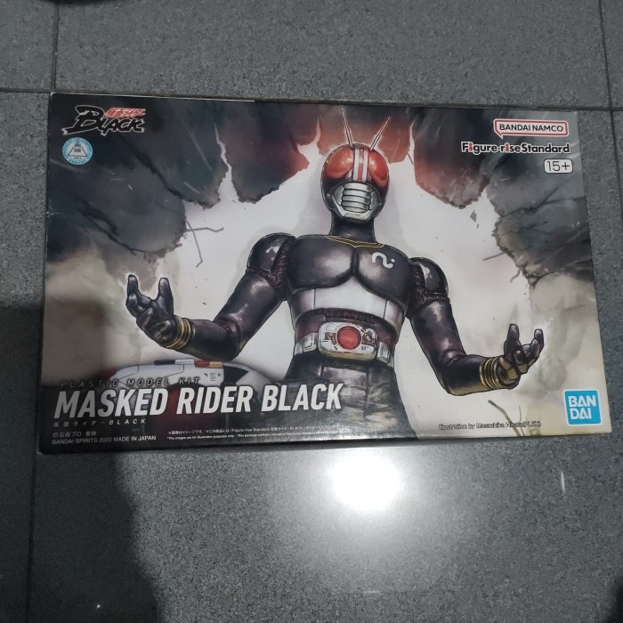 kamen rider black bandai figure mainan