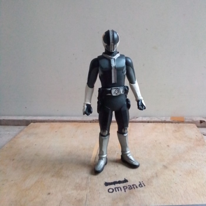ZS34 figure Kamen rider den o hitam