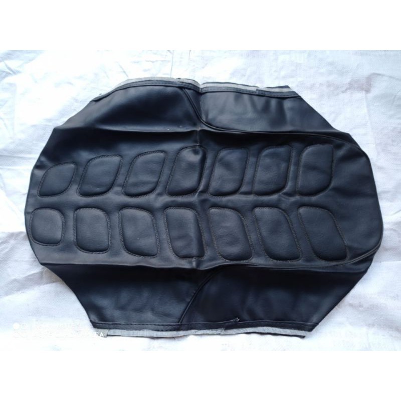 cover jok sarung jok kulit jok Suzuki a100 a5 tua