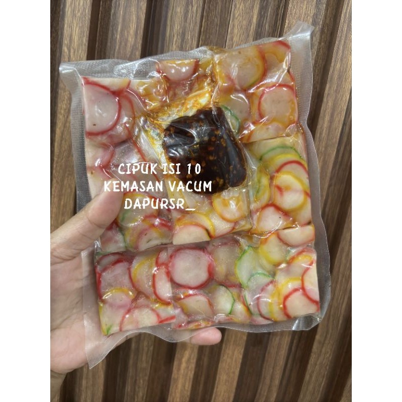 

Cipuk Chili Oil Isi 10 Kerupuk Aci Pedas Gurih dengan Rasa yang Bikin Ketagihan
