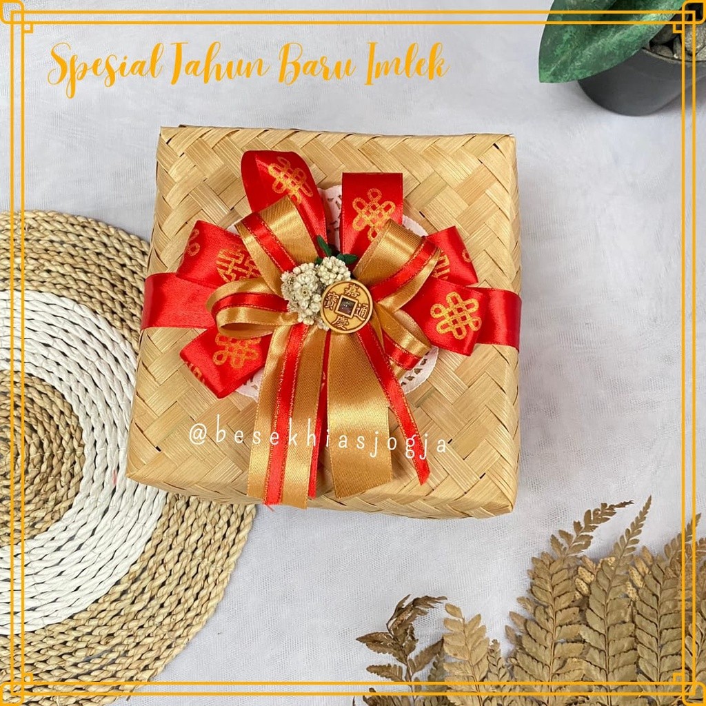 

(SPESIAL HAMPERS CNY) BESEK NATURAL FREE HIAS PITA IMLEK 18-25cm besek murah besek jogja besek makan bingkisan imlek kado imlek