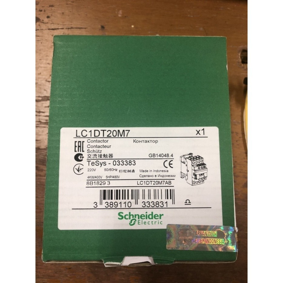 SCHNEIDER KONTAKTOR 4P 20A 4NO LC1DT20M7