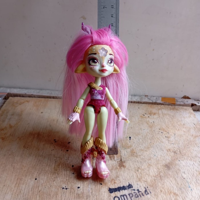 MAINAN figure kartun magic mixies pixlings