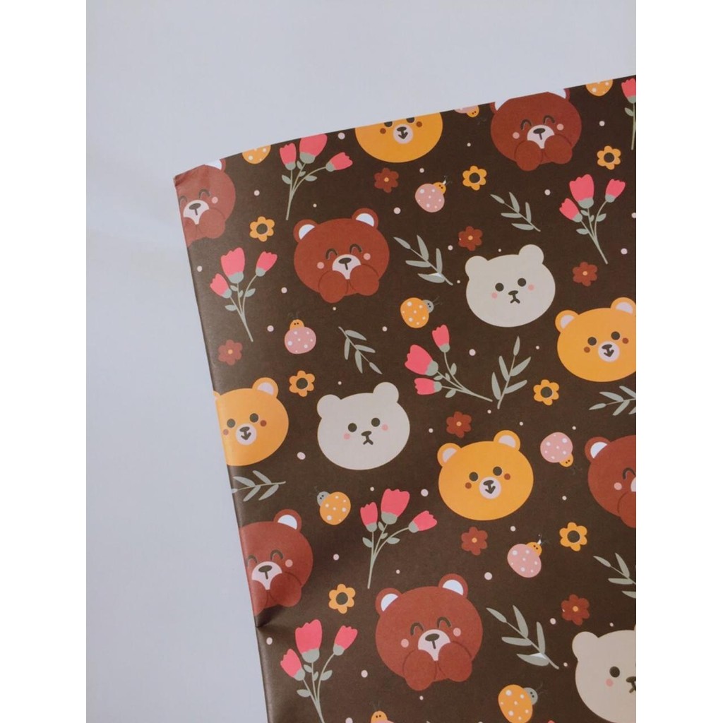 

Kertas Kado Jumbo Hitam Cute Bear