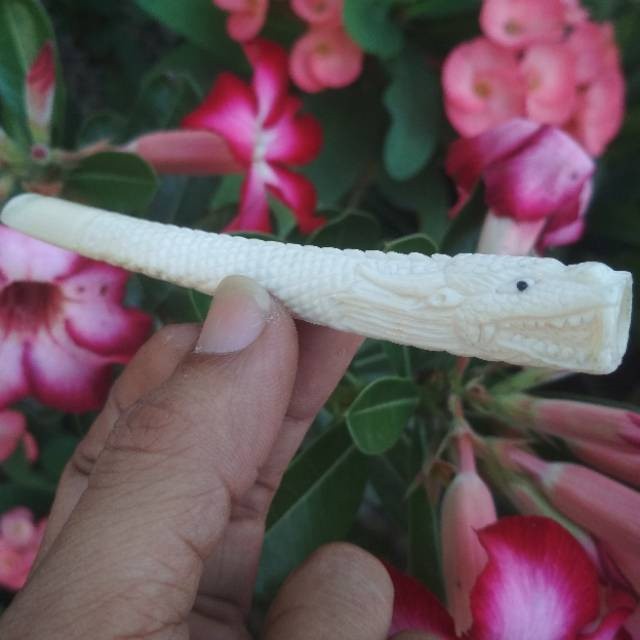 IMRON PRIBADI Pipa once tulang sapi ukir naga