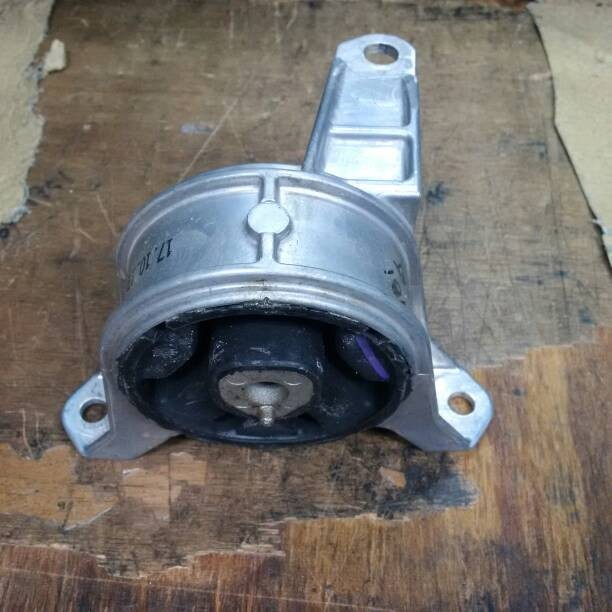 Ready Part Engine mounting chevrolet zafira COD