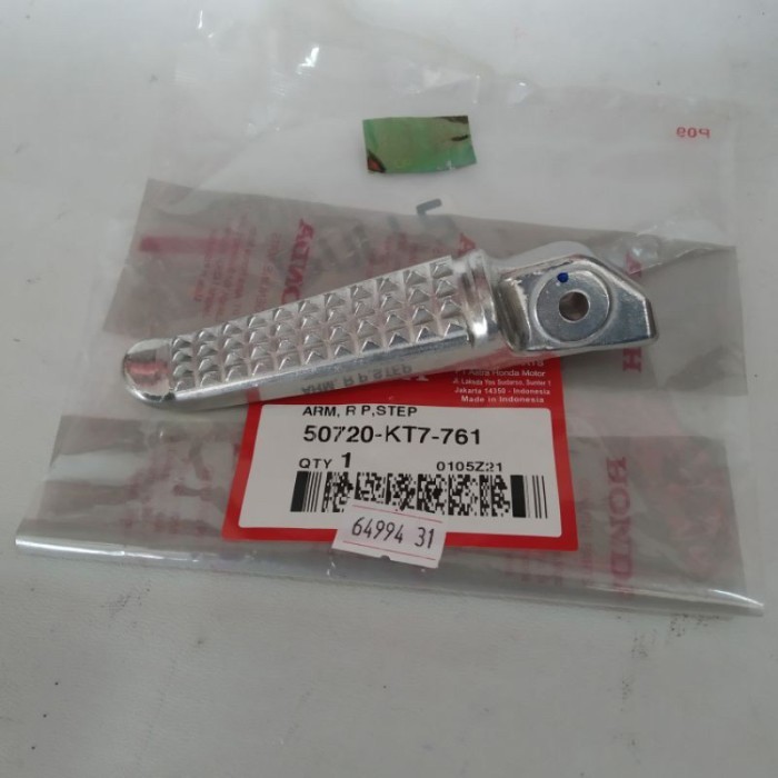 FOOTSTEP STEP BELAKANG (SET) NEW CBR 150 CB 150 LED SONIC150 SUPRA GTR - Kanan