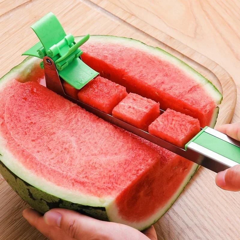 

Creative Watermelon Cutter Stainless Steel Windmill Design Easy Cutting Watermelon Kitchen Gadget Salad Fruit Slicer Cutter Tool