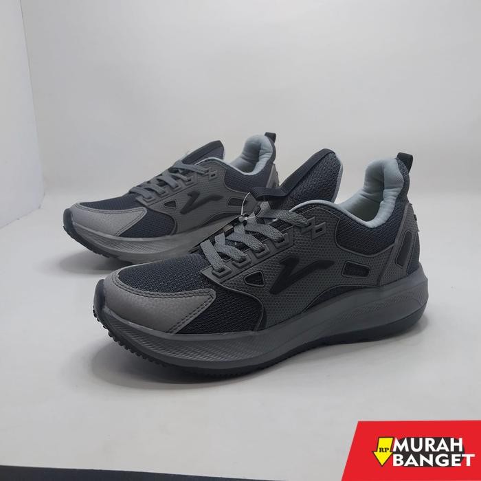 sepatu sneakers pria brand lokal new sepatu batminton  terbaru sepatu casual  sneakers running sepat
