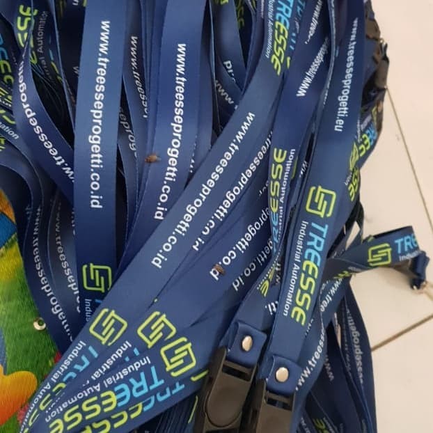 

id card lanyard sablon 2 warna tali promosi 2cm dengan stoper RJT