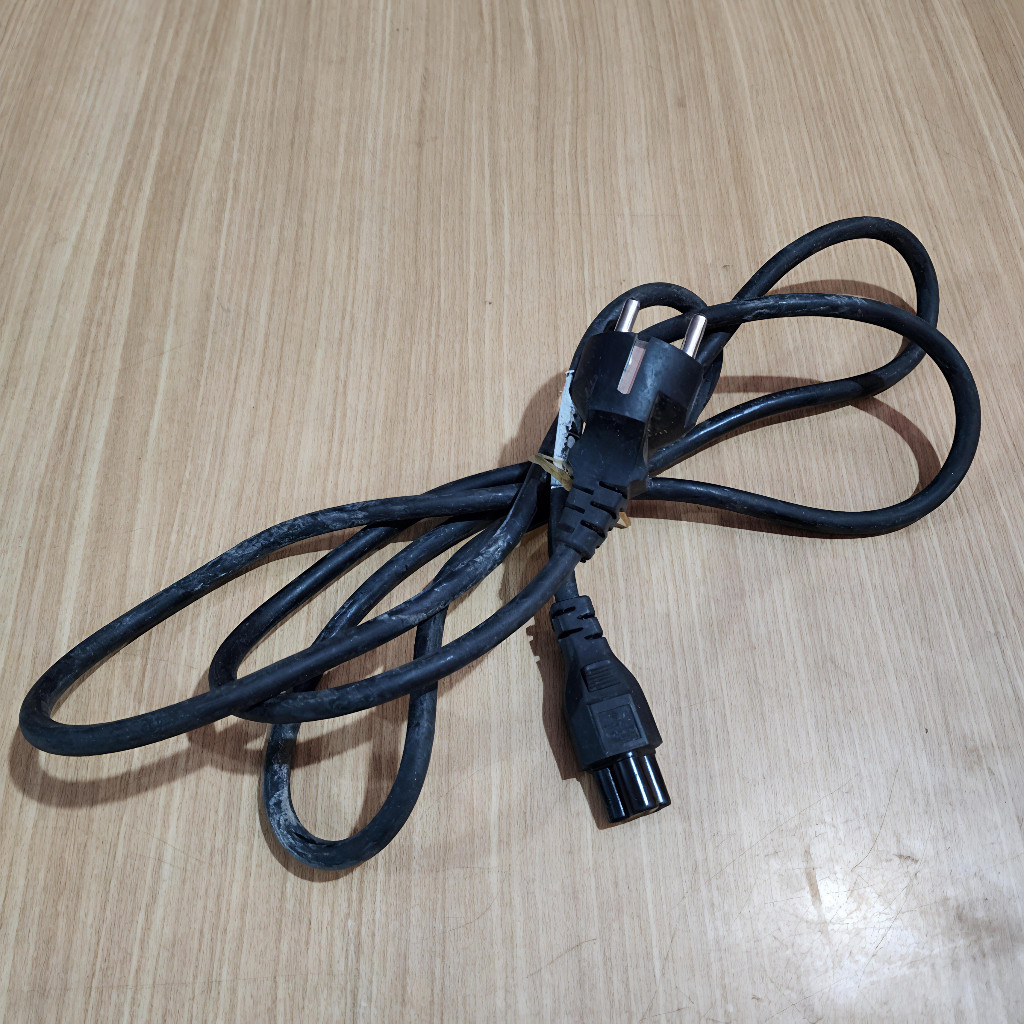 Kabel Power Laptop Lubang 3 Seken Original