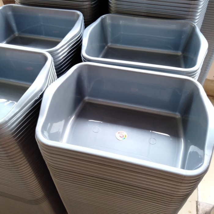 Baskom Plastik / Kotak persegi panjang Bak ember Segi Komet Star 303