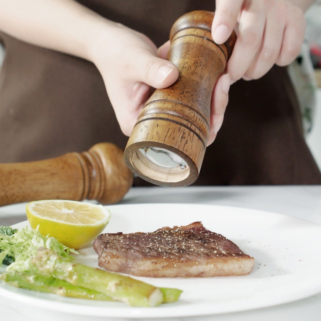 

Gilingan Lada Merica Bumbu/Salt Pepper Mill Manual Grinder Kayu/Wood Salt Pepper Grinder Mill/Gilingan Penghalus Lada Garam Kayu