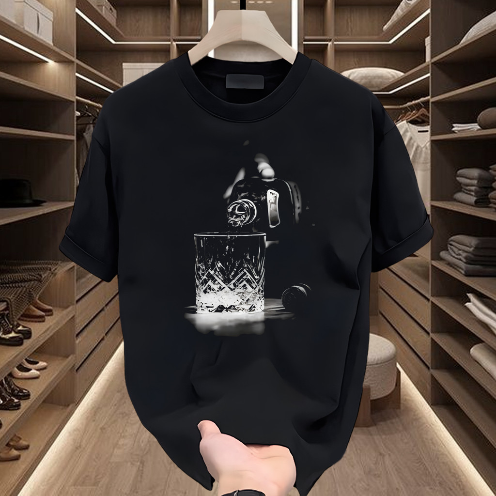 Kaos Premium dengan motif gambar gelas whiskey Artistik - Limited Edition Kaos Distro Pria Hitam Put