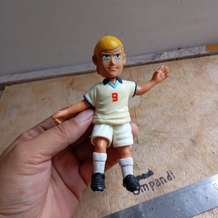 FN67 figure action kartun pemain bola